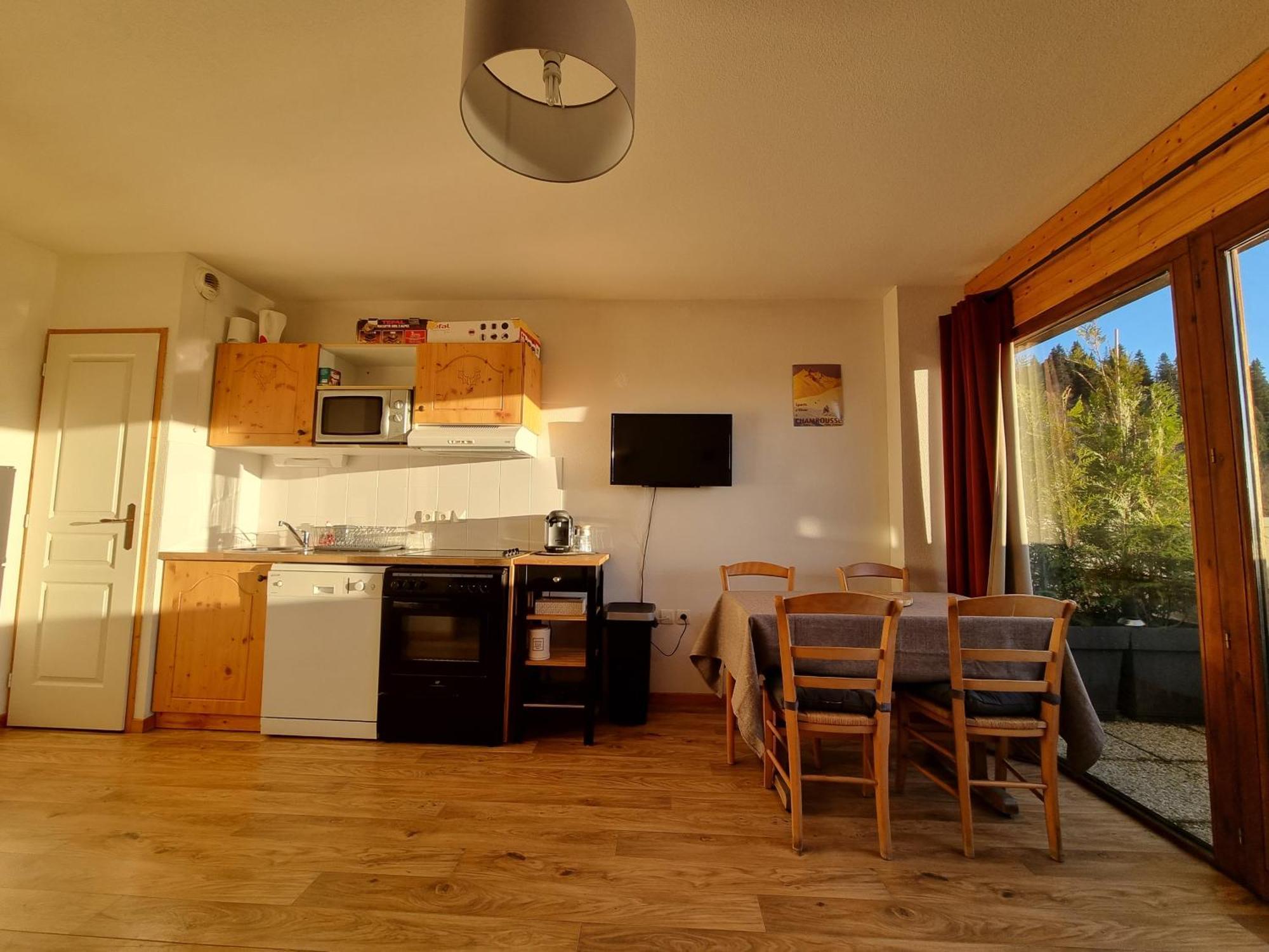 Charmant Appartement 4 personnes au pied des pistes. Chamrousse - Résidence * Les Balcons de Recoin * Exterior foto